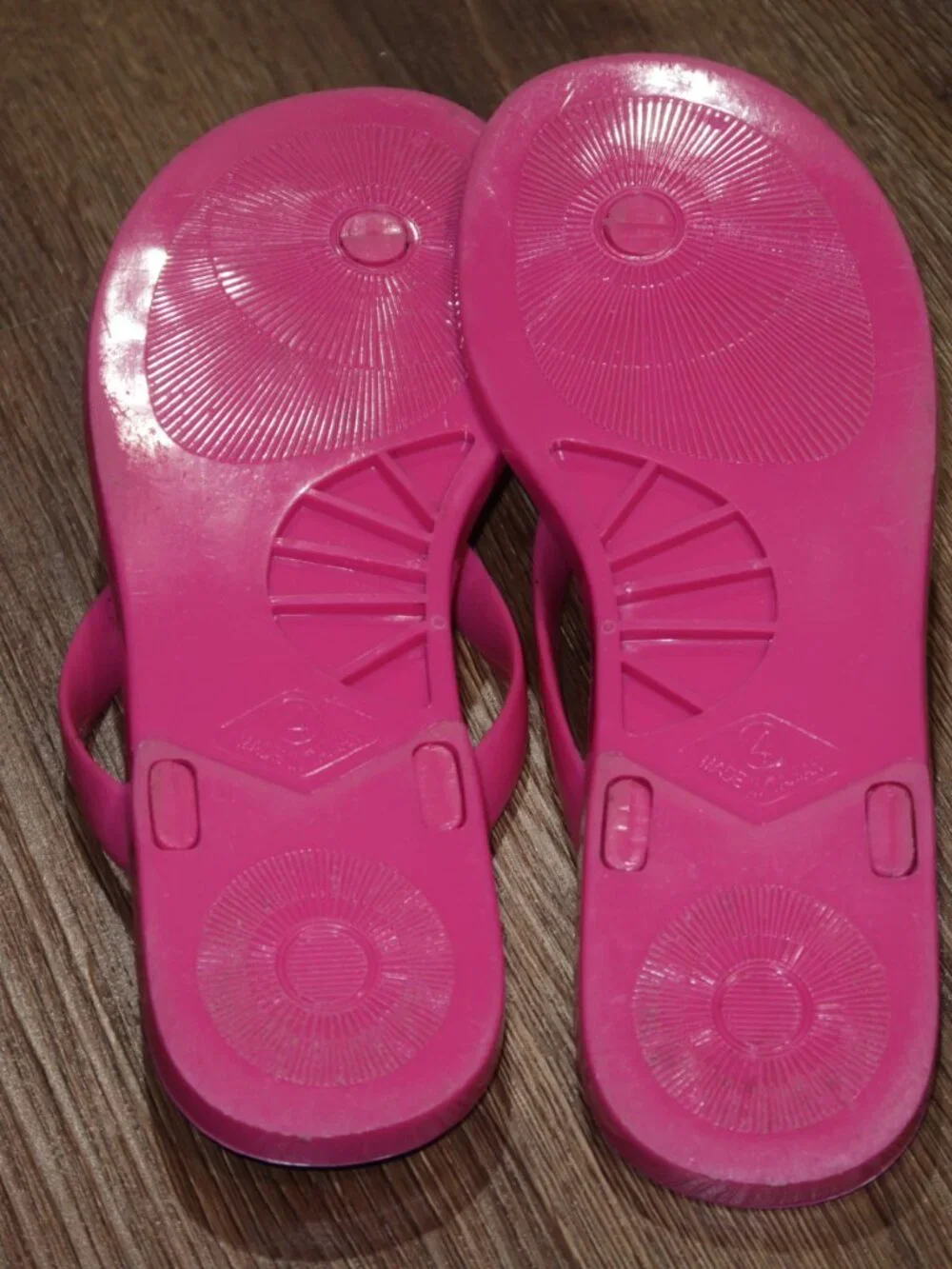 Girls Vineyard Vines Pink White Whales Jelly Flip Flops Sandals Beach 4Y 4 Yout